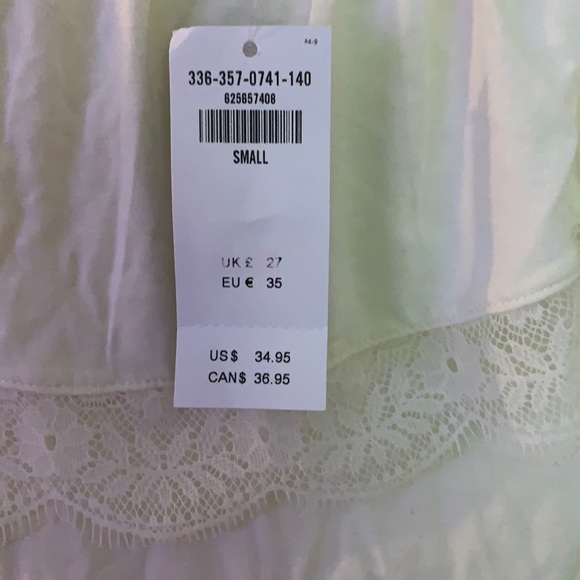 Off Shoulder Longsleeve Top - Picture 3 of 3